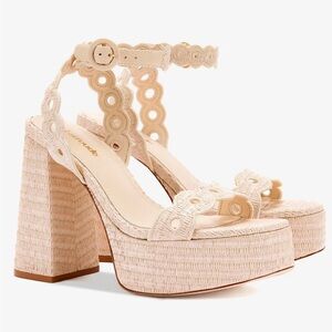 NWT Larroude Dolly Sandal